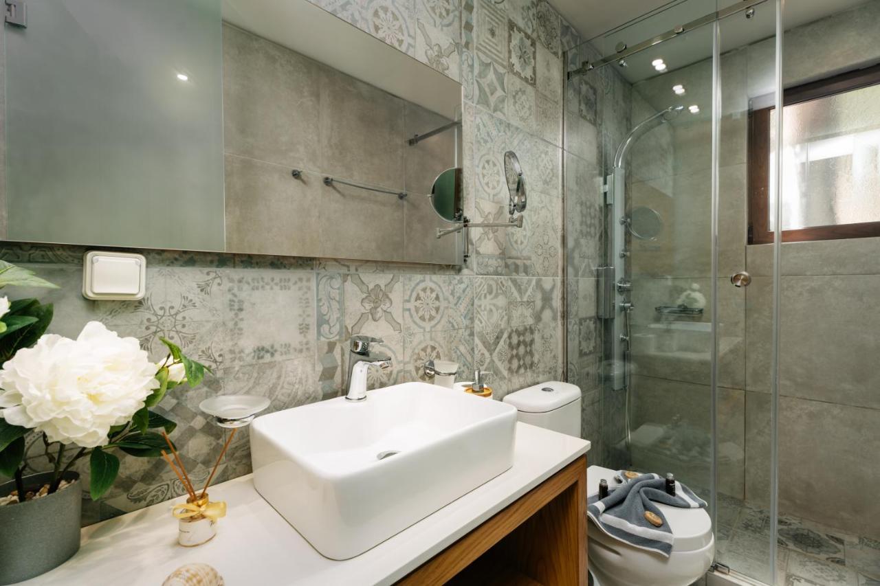 Eumelia Iconic Villa, With Heated Pool & Whirlpool, By Thinkvilla Asi Gonia Exterior foto